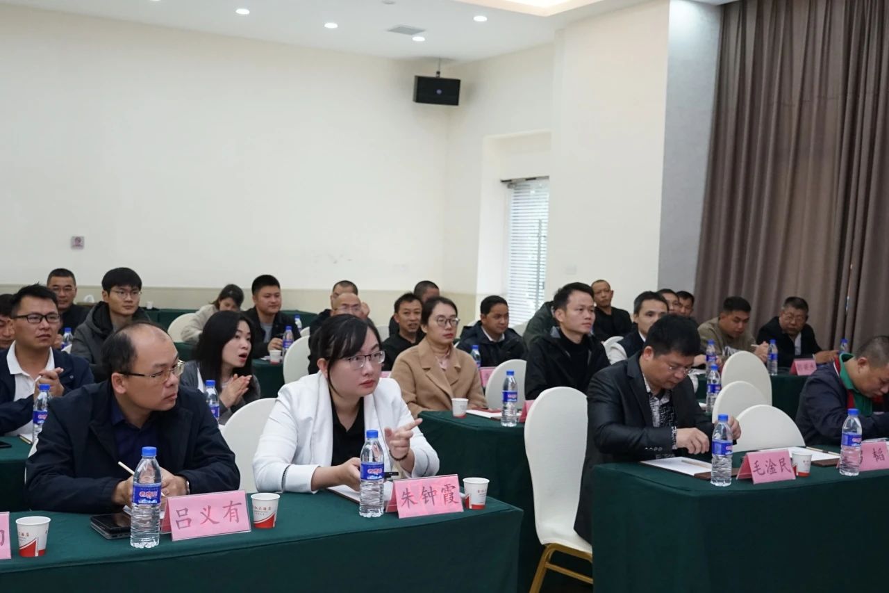 培訓(xùn)現(xiàn)場1 培訓(xùn)現(xiàn)場1